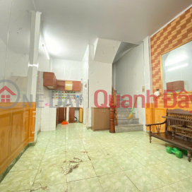 House for rent in lane 362 Giai Phong, 4 floors x 36m2, 2 bedrooms, only 6 million to move in immediately _0