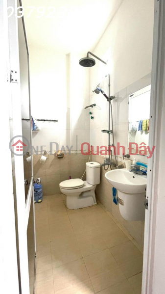 ₫ 2.62 Billion THE OWNER SELLS FOR SALE A 3.5-FLOOR TOWN HOUSE AT VU TRUNG KHANH STREET, DANG GIANG WARD, Ngo Quyen District, City. SEA