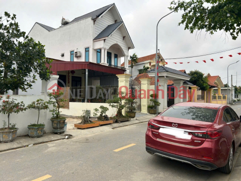 Only one plot of land available on Xuan Doai Street, Ngu Phuc, Nghi Duong (formerly Kien Thuy) - Car access road. _0