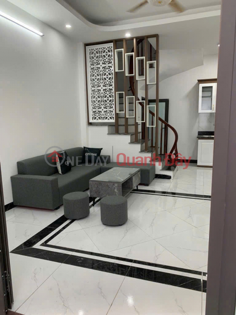 NHÀ ĐẸP Ô TO ĐỖ CỬA BÁT KHỐI- LONG BIÊN 35M2 X 5 TẪNG 6.1 TỶ- LONG BIÊN HÀ NỘI. _0