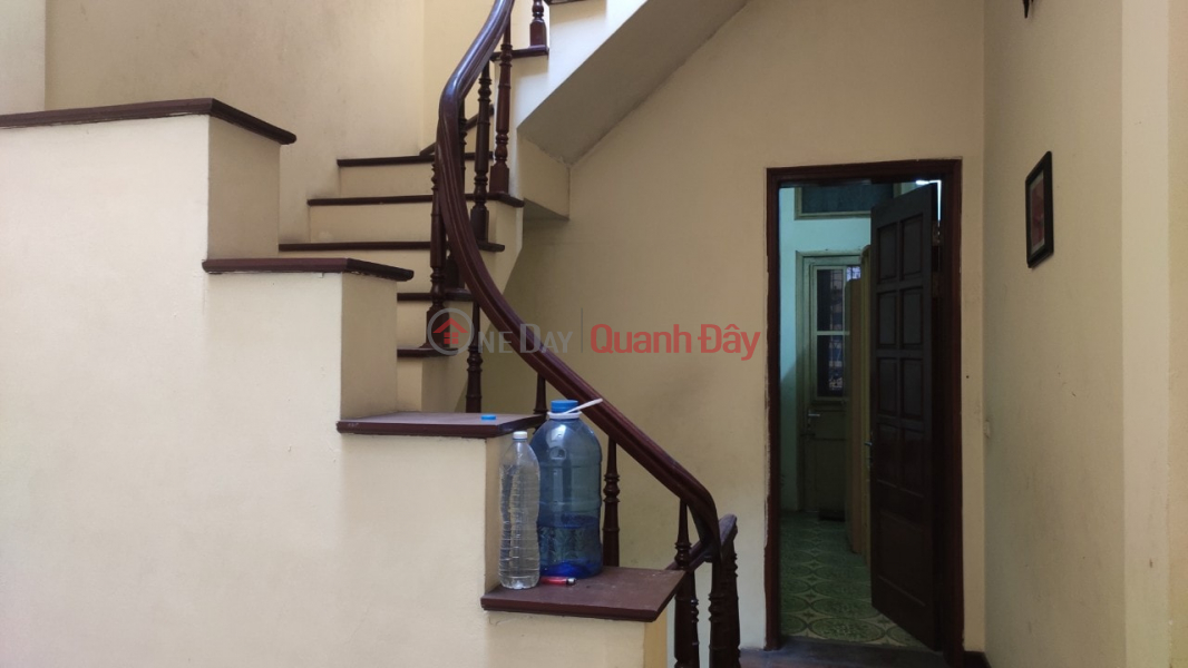 Property Search Vietnam | OneDay | Residential, Sales Listings Selling a house 55m2 Au Co street, Tay Ho Chu self built 4 rooms 10m 2 Avoid cars 4.8 Billion VND