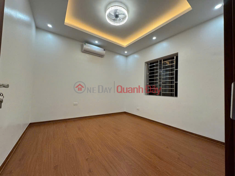, Please Select, Residential Sales Listings | đ 9.6 Billion