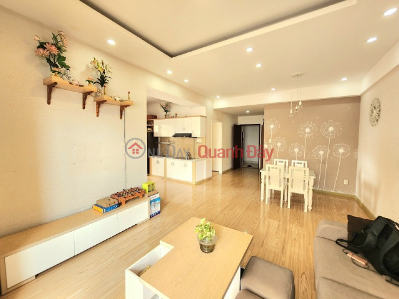 Property Search Vietnam | OneDay | Residential Sales Listings BEAUTIFUL APARTMENT - GOOD PRICE - URGENT SELL VAN DO CC Location Front Street District 4 - Ho Chi Minh City