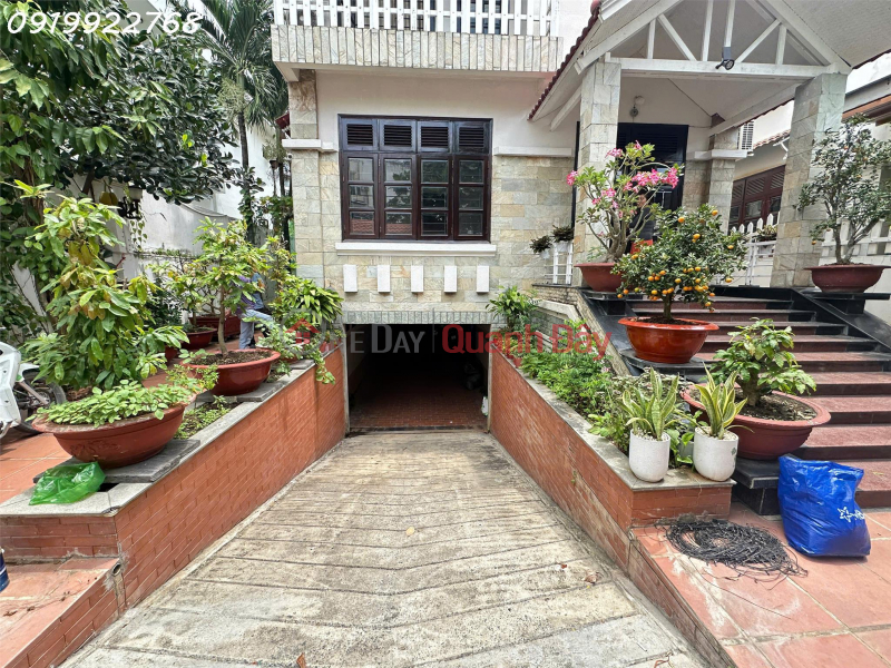 đ 45 Million/ month Villa for rent at La Casa Le Thi Cho Street, Phu Thuan Ward, District 7, area 330m2, price 45 million VND\\/month.