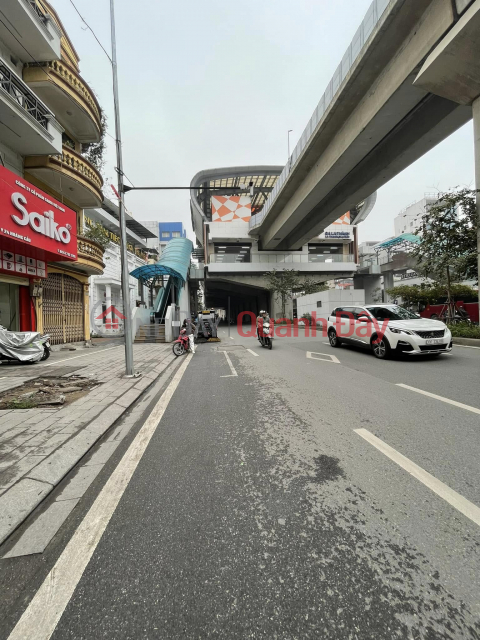 : Open Hoang Cau 2 street frontage - 98m² - Frontage 6.5m - collect payment immediately 80 million\/month - only 78 billion _0