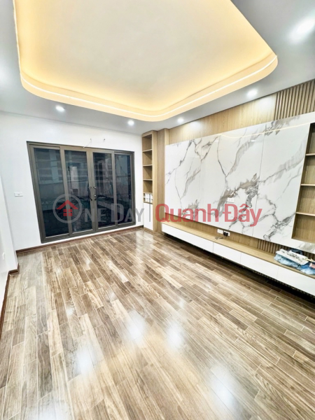 đ 15.8 Billion CAU GIAY AREA 46M2 PRICE 15.8 BILLION - CARS CAN PASS THE HOUSE, BUSY BUSINESS - BEAUTIFUL HOUSE, 50M FROM STREET