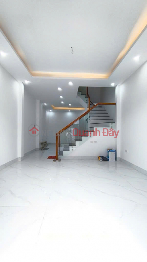 QUANG TRUNG HÀ ĐÔNG _NHỈNH 5 TỶ NHÀ 5 TẦNG_ CÁCH BẾN XE YÊN NGHĨA VÀI BƯỚC _50M RA ÔTÔ _0