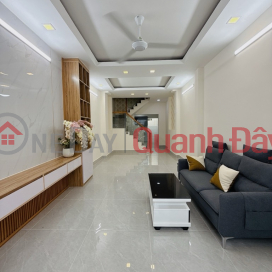 L2431* Afraid of buying a house that's subject to a development plan? This one is 100% safe! _0