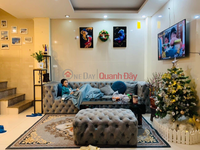 MORE THAN 2 BILLION IMPORTED THREE DINH: 35m2, 4 floors, 2 open spaces, 4 bedrooms. NEW HOUSE LIVE NOW Sales Listings