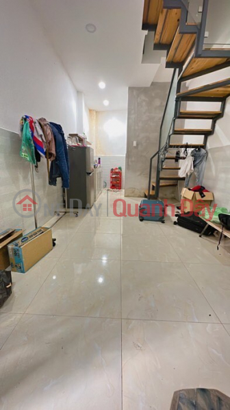 House next to Hoang Van Thu car alley - 30m from the front - 22m2 - Only 2.45 billion. Sales Listings