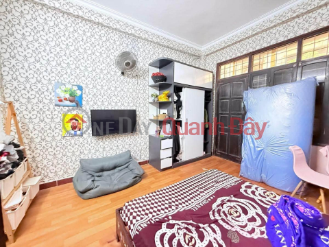 Bán nhà mặt phố Lò Đúc, 45m2, 3 tầng, mặt tiền 4.2m, 31 tỉ, kinh doanh mọi mặt hàng _0