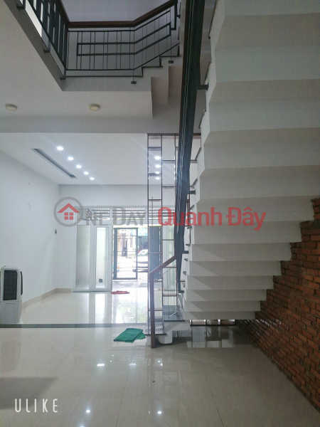 Property Search Vietnam | OneDay | Residential Sales Listings | ONLY 6.2 BILLION - EXTREMELY GOOD PRICE! SOLID 3-STOREY HOUSE, 7.5M STREET FRONTAGE, 10M SIDEWALK, CAM LE.