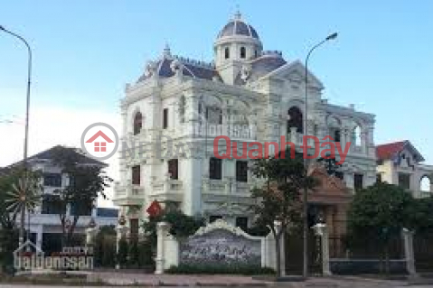 Selling villa in urban area of Cau Giay district with area of 663m2 corner apartment on 3 street sides _0