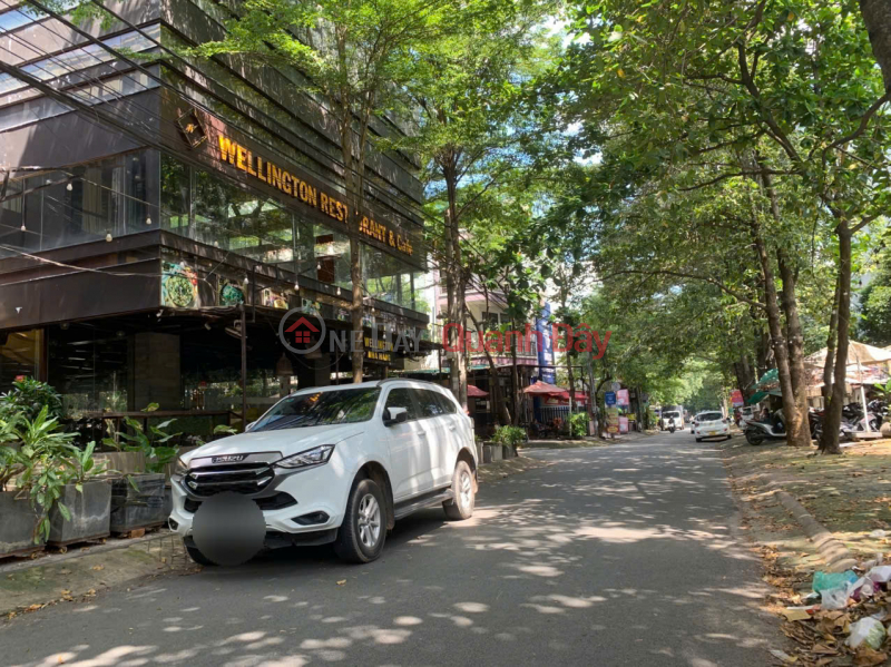 Selling 5 adjacent lots, corner 2 street frontages near Dong Khoi street, near Dong Nai University. Price 52 billion! Sales Listings