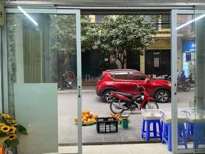 Xuan La Townhouse for Sale, Tay Ho District. 131m Frontage 8.2m Approximately 33 Billion. Commitment to Real Photos Accurate Description. Owner Can Vietnam | Sales, đ 33 Billion