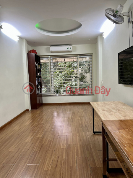 Property Search Vietnam | OneDay | Residential Sales Listings House for sale 81m2 Nguyen Van Cu street, Long Bien Garage 7 seats Sidewalk Top business Price 4.6 Billion