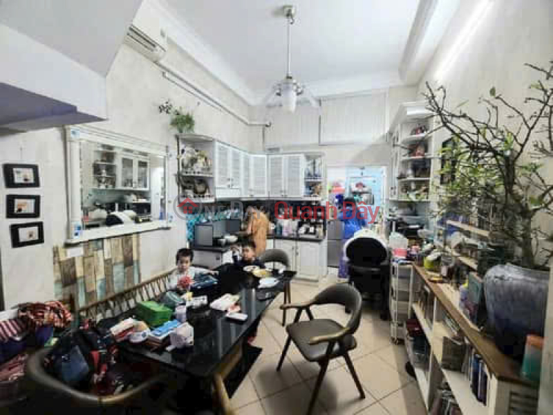 Bán nhà phố Phương Maii,ngõ rộng ,nông,oto đỗ cửa,xung quanh nhiều tiện ích,gần Bệnh viện Bạch Mai,Việt Pháp | Việt Nam, Bán đ 15 tỷ
