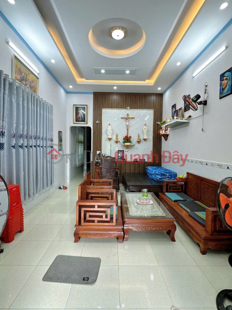 Bán nhà mới, sổ riêng, gần chợ Thanh Hoá Trảng Dài, đường oto chỉ 1 tỷ 990 _0
