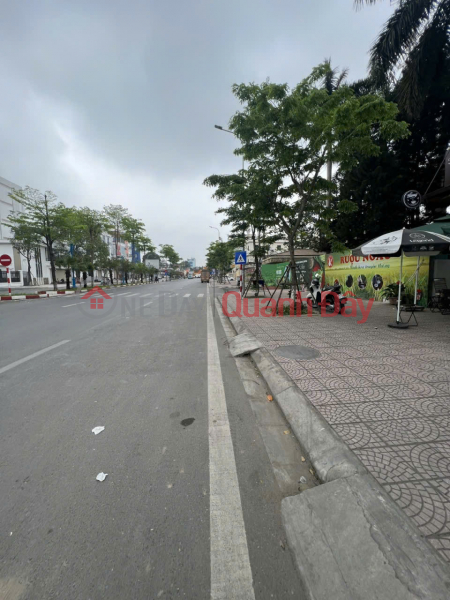 HOUSE FOR SALE, SIDEWALK, NGUYEN XIEN - THANH XUAN, 82 SQUARE METERS, FRONTAGE 6.2 METERS, PRICE 30.3 BILLION. Vietnam, Sales đ 30.3 Billion