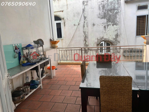 Owner selling house at 19E Nguyen Huu Canh, 54m2, 1 ground floor and 4 upper floors, currently rented out as serviced apartments, 15.5 billion VND. _0