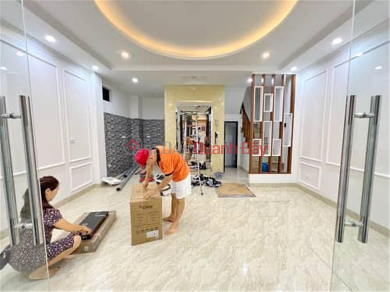 House for sale near Truong Chinh street, Thanh Xuan, Hanoi. 62m2 newly built, red book in owner's name. Asking price 12.5 billion Sales Listings