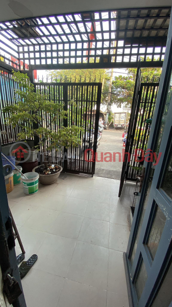 CAR SLEEPING IN THE HOUSE - 8M ALley - Busy Business - OWNER Urgently Selling House right on Cao Lo Street, District 8 Sales Listings