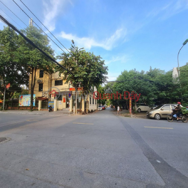 đ 5.2 Billion 66m2 wide street for 7-seat cars in Kieu Ky, Gia Lam, Hanoi. 5 billion x primary school. Contact 0989894845