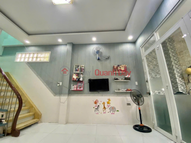 House for sale in Car Alley, Tan Son Nhi Street, Tan Phu, Area 4, 1x12m, 2 floors, Price 4.4 billion. Sales Listings