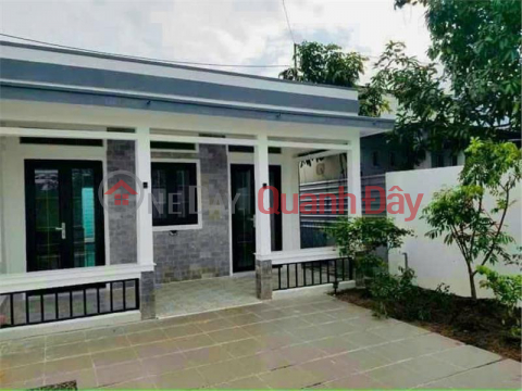 OWNER NEEDS TO SELL HOUSE QUICKLY Beautiful Location in Binh Chanh District, HCMC _0