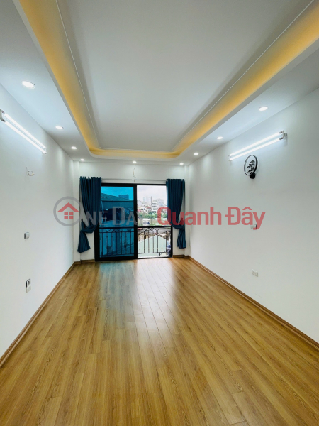đ 15 Billion Beautiful new house for sale Linh Quang Street, Dong Da 60m2\\/ 7 floors Elevator 15 billion, beautiful new view of the lake