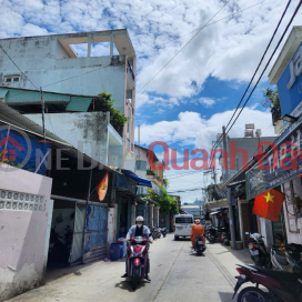 Owner selling land with a free single-story house currently rented out for 14 million VND - Near Aeon Mall Tan Phu - 16m planned road _0