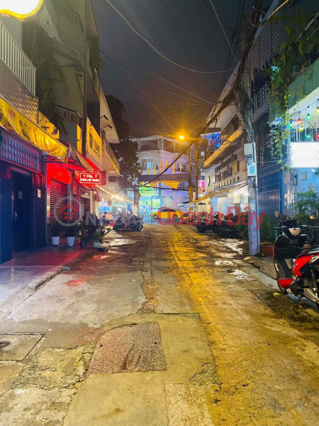 Property Search Vietnam | OneDay | Nhà ở Niêm yết bán BÁN GẤP Căn Nhà Đẹp - Giá Ưu Đãi Tại Đường Phan Văn Trị, Bình Thạnh