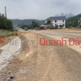 Beautiful plot of land with a total area of over 800m2 - Located just under 100m from National Highway 6 - Near the industrial zone. _0