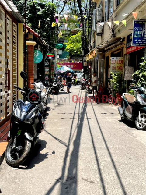 Thai Thinh Townhouse for Sale, Dong Da District. 103m Frontage 6m Approximately 11 Billion. Commitment to Real Photos Accurate Description. Owner _0