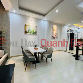 OWNER FOR SALE LAC LONG QUAN TOWNHOUSE Area: 55M2 5 FLOORS MT4.7M 4 BEDROOM PRICE: 6.25 BILLION TAY HO DISTRICT FUN NOI _0