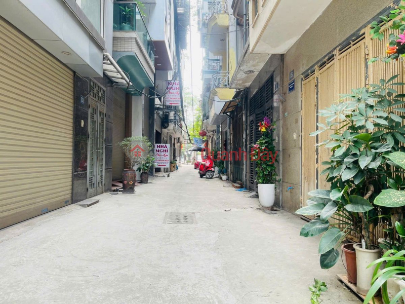 BÁN NHÀ PHẬN LÔ KINH DOANH- Ô TÔ ĐỖ CỬA Chùa Láng - Đống Đa 47/50m2 X 5Tầng 18.9 tỷ. Niêm yết bán