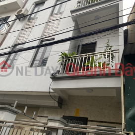 ANCIENT HOUSE FOR SALE NEXT TO AEON LONG BIEN SUPERMARKET, CAR PARKING, 47M2 - 4 FLOORS - OVER 3 BILLION _0