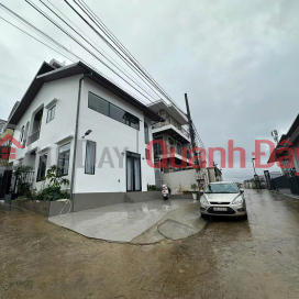 Newly built home for rent with parking space and beautiful view, price 17 million VND, located on Nam Ho Street, Da Lat, Lam Dong. _0