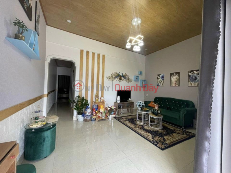 IMMEDIATELY SELL LAND GET LEVEL 4 HOUSE (BEAUTIFUL HOUSE) LEVE IN NOW AT P2 - IMMEDIATELY IN THE CENTER OF DA LAT Sales Listings