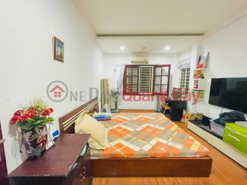 Quan Nhan Thanh Xuan townhouse for sale, 60m2, 5m frontage, alley as big as a street, price 10 billion 2 _0