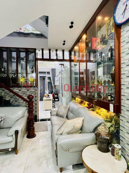 For urgent sale, beautiful new house in Lac Long Quan, 4 floors with Thong Car Alley, only 10.5 billion Sales Listings