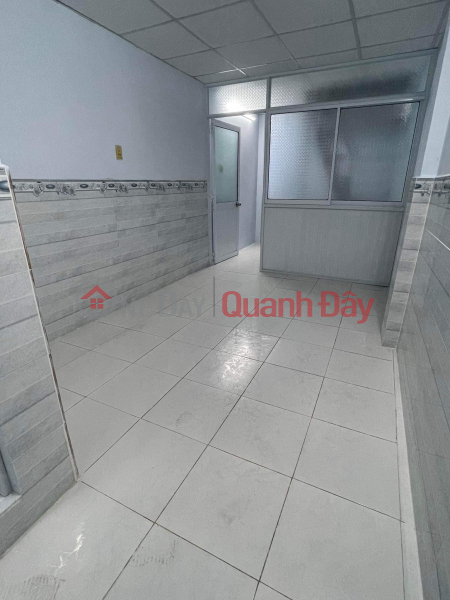 Au Duong Lan. District 8. Wide Alley. Less Convenient Location. 3 storey house. Alley of Security. Price 1 Billion. Shri. Standard Legal. Sales Listings