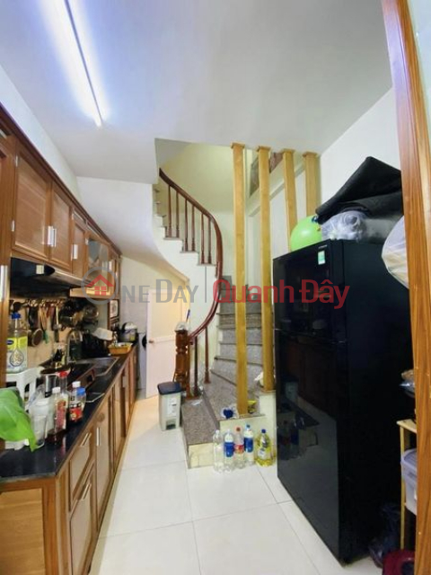 Linh Nam house for sale, 32m, people built a car over the house _0