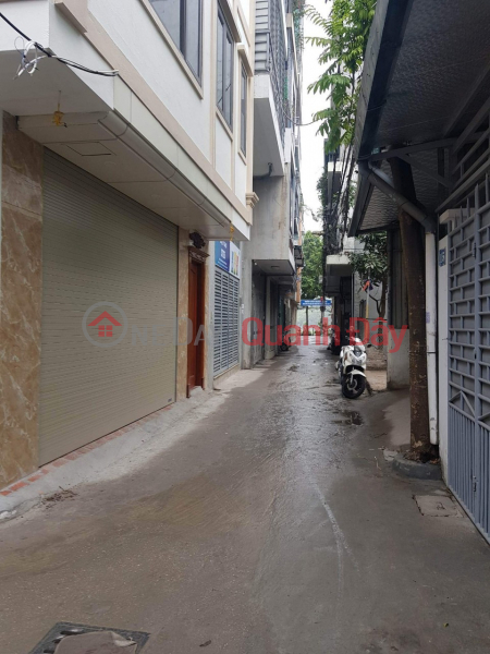 Dang Van Ngu Street - Dong Da For sale 4-storey house, 32m2, corner lot 3 airy price: 4.2 billion VND Sales Listings