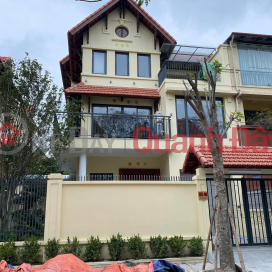 Viet Hung Super Nice Villa, Garden View, Prime Location, Bring Valy to Stay. _0