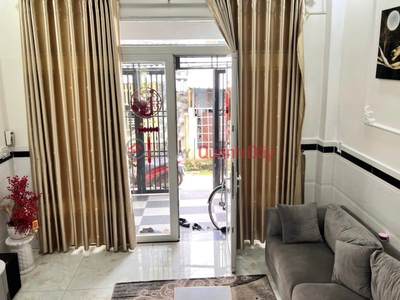 đ 3.65 Billion ONE OF A KIND, New 3-storey house, solidly built, 51m2, 4 bedrooms, Thu Duc, only over 3 billion