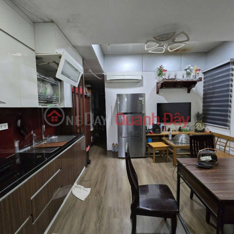 Bán nhà mặt phố Nguyễn Thái Học, 130m2, 9 tầng thang máy, mặt tiền 4.5m, nhỉnh 80 tỷ, vỉa hè, ô tô tránh, _0
