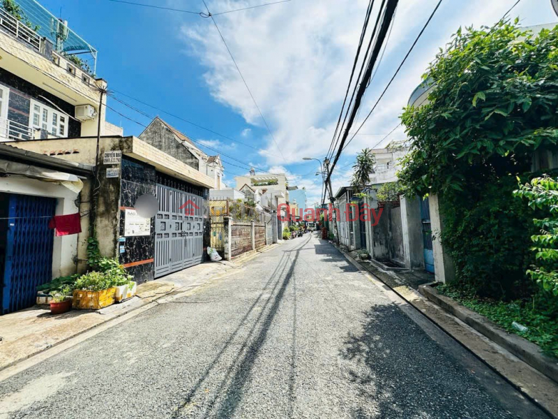 đ 9.8 Billion | BEAUTIFUL HOUSE - GOOD PRICE, INVESTMENT IS PROFITABLE, IMMEDIATELY REDUCED FROM 10.3 BILLION TO ONLY 9.8 BILLION, Trung My Tay 1 house, District 12,