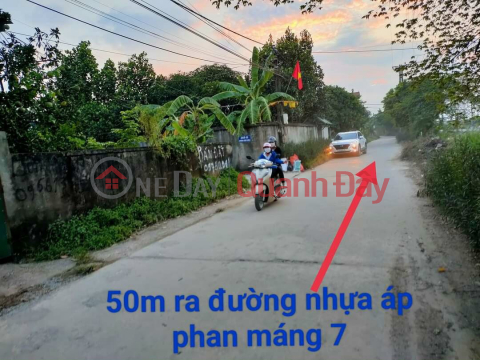 FAMILY NEEDS MONEY URGENTLY SELL DOUBLE FRONT PIECE OF LAND IN HOANG DIEU. Area: 200m2 Location: Hoang Dieu - _0