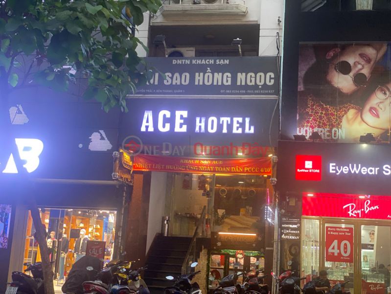 ACE Hotel - 139 H Nguyễn Trãi (ACE Hotel - 139 H Nguyen Trai) Quận 1 | ()(3)